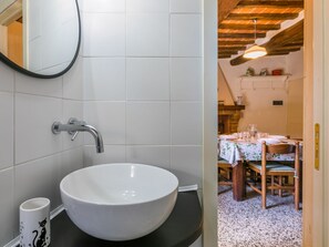 Hair dryer, towels - Anna's House by Interhome (Casale Marittimo)