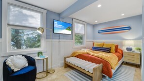 2 bedrooms, iron/ironing board, travel crib, free WiFi