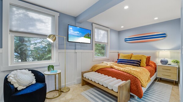 2 bedrooms, iron/ironing board, travel cot, free WiFi