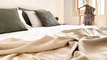 1 camera, Wi-Fi, lenzuola