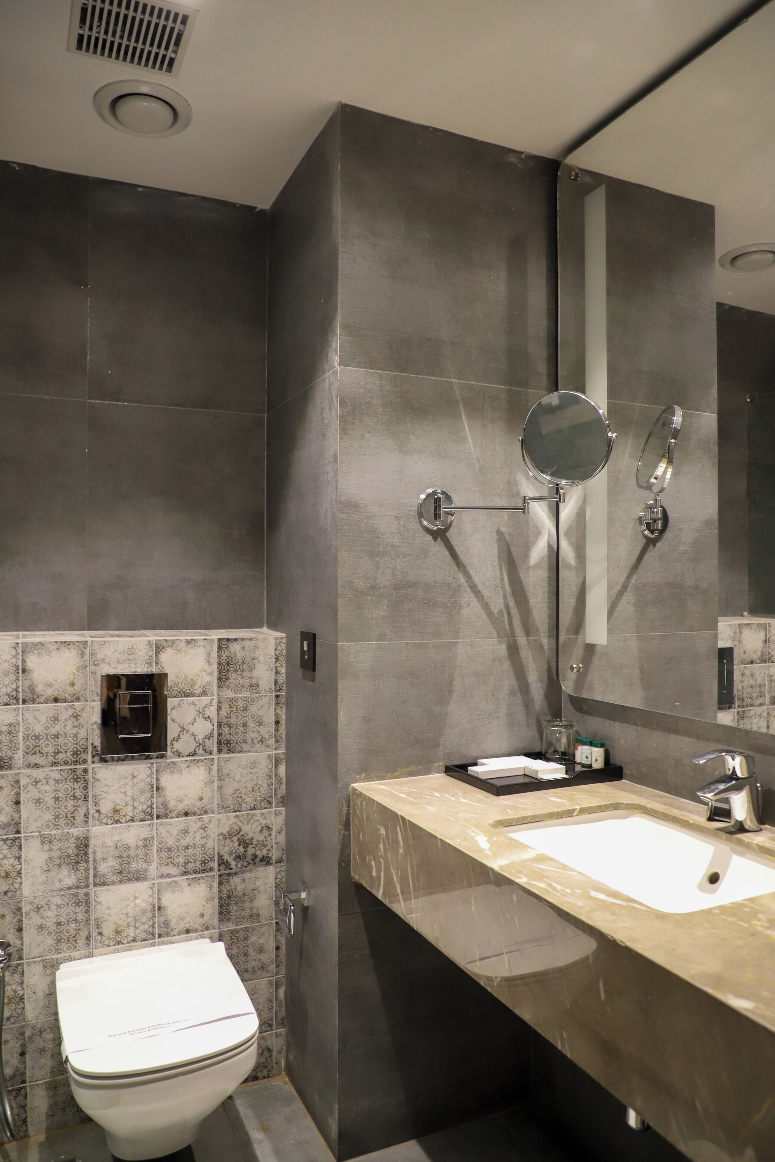 Photo - Hotel The Sea View, Mangalore