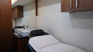 Deep-tissue massages, sports massages