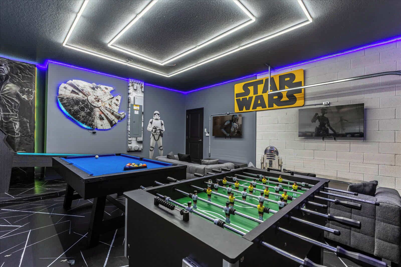 Upstay -  Theme Rooms, Pool, Spa, Theatre, Arcade