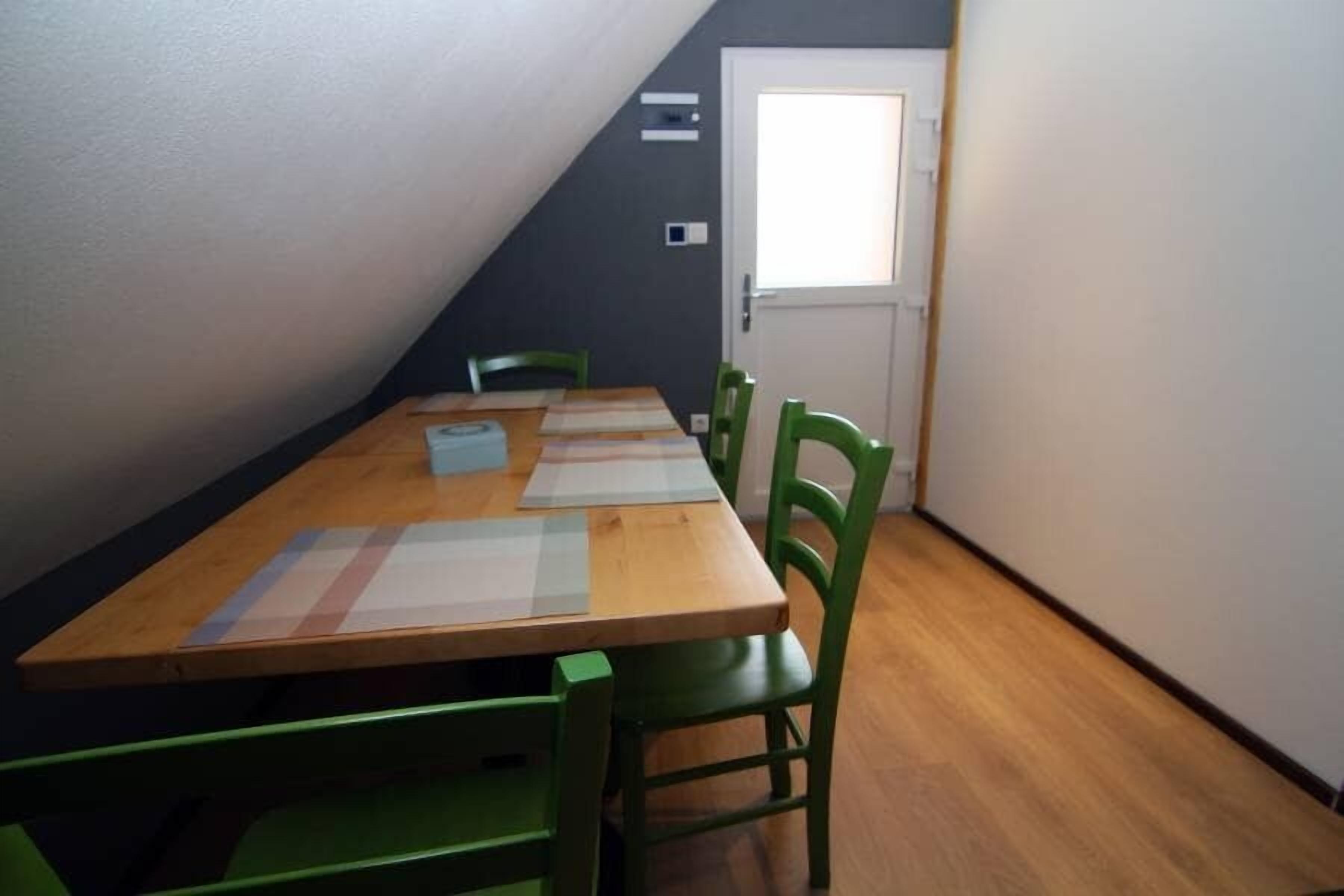 Single Room | Literie hypoallergénique, matelas mémoire de forme