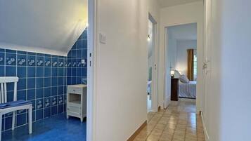 6 bedrooms, free WiFi