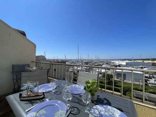 Modern 6 pers apt with pool, AC, parking - Gruissan