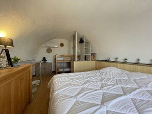 2 bedrooms, WiFi
