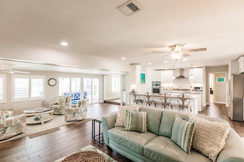 Punta Gorda Isles waterfront pool home