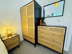 Departamento Deluxe, 1 habitación, balcón, vista al jardín | 1 habitación, wifi gratis y ropa de cama