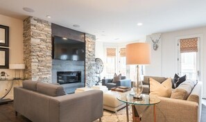 تلفزيون ذكي، مدفأة، ألعاب فيديو، مشغل دي في دي