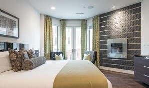 4 عدّة غرف نوم ومكتب ومكواة/لوح كي وواي فاي مجانًا