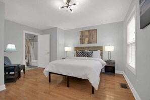 3 Schlafzimmer, Bügeleisen/Bügelbrett, WLAN, Bettwäsche