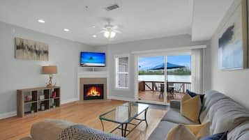 Televisión, oficina