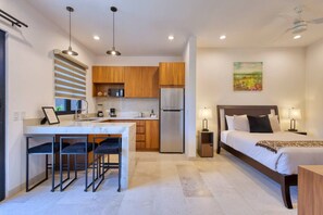 1 室のベッドルーム、WiFi、ベッドシーツ