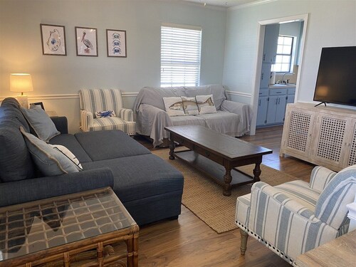 Isle Be Back - Beachfront - Island Realty