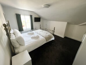 3 Schlafzimmer, kostenloses WLAN, Bettwäsche