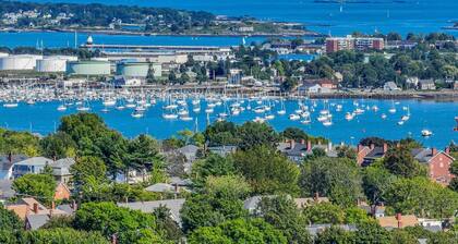 7 Bed Historic Home for Group Stays