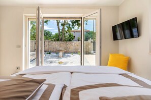 4 bedrooms, iron/ironing board, free WiFi, bed sheets - Villa Fior di Lavanda by Villas Guide (Višnjan)