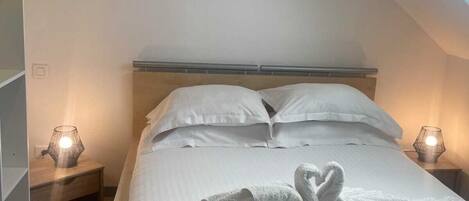 1 Schlafzimmer, schallisolierte Zimmer, Bügeleisen/Bügelbrett