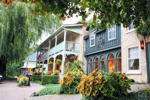 Exterior - Afternoons on the Porch-King Beds! Fenced in Yard! (Bayfield)