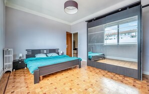 4 bedrooms, free WiFi