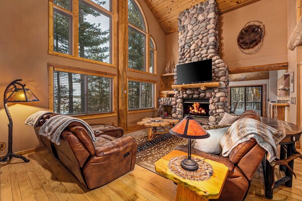 Smart TV, fireplace, video games, DVD player