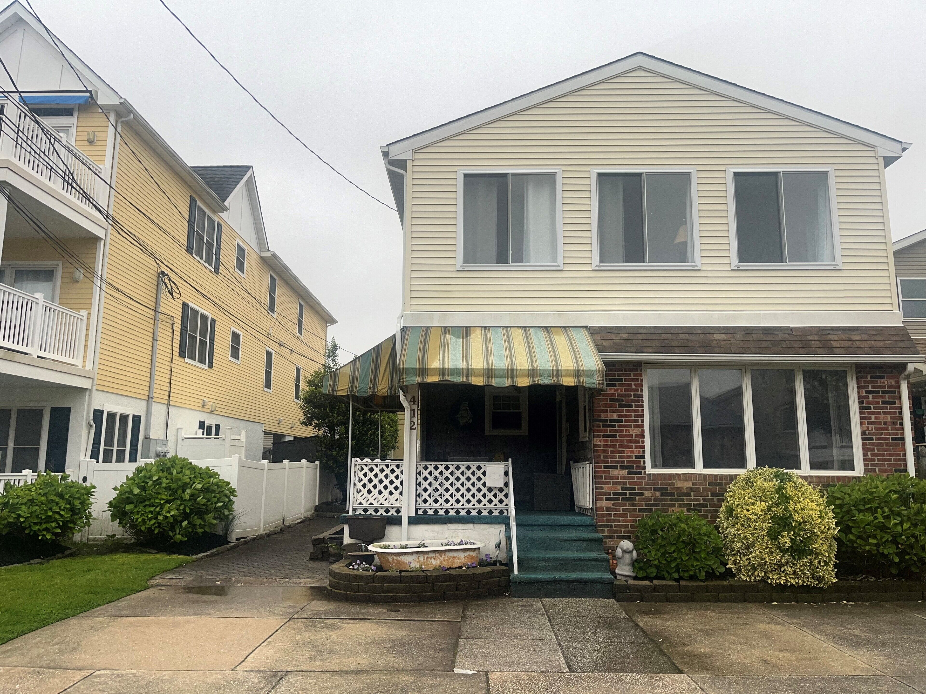 5 bedroom 2 bath single family home