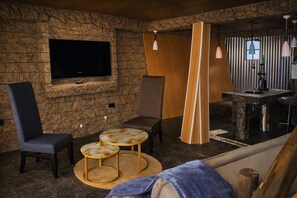Superior Apartment | Living area - Rustiek Hotel (Kasane)