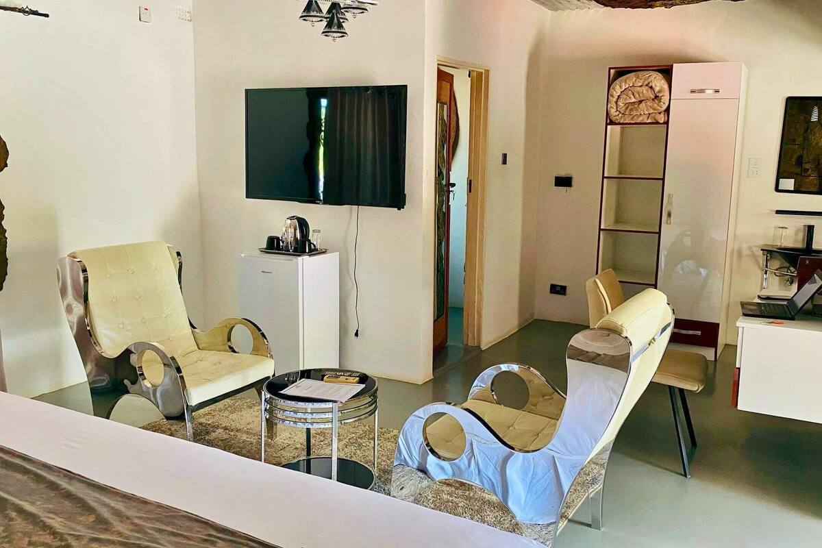 1 chambre, bureau, Wi-Fi gratuit, draps fournis