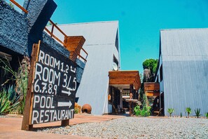 Exterior - Rustiek Hotel (Kasane)