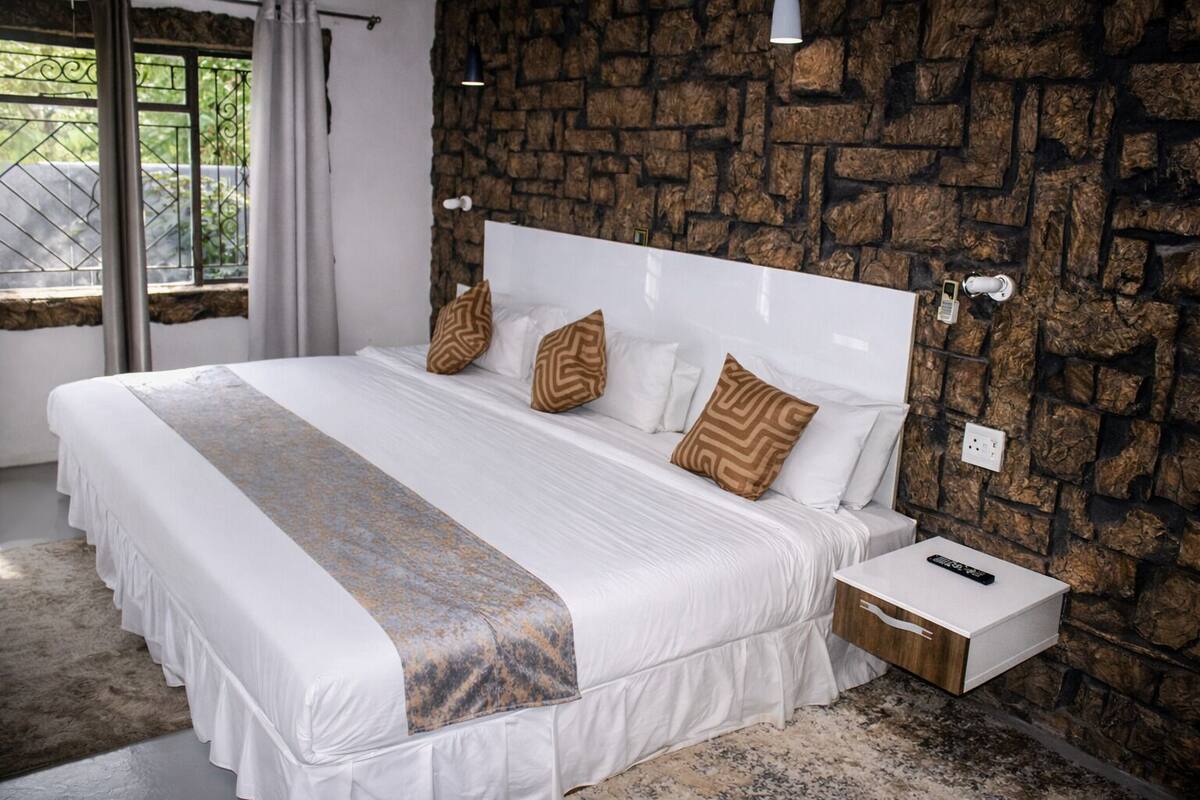 Executive tweepersoonskamer, terras | Een bureau, gratis wifi, beddengoed