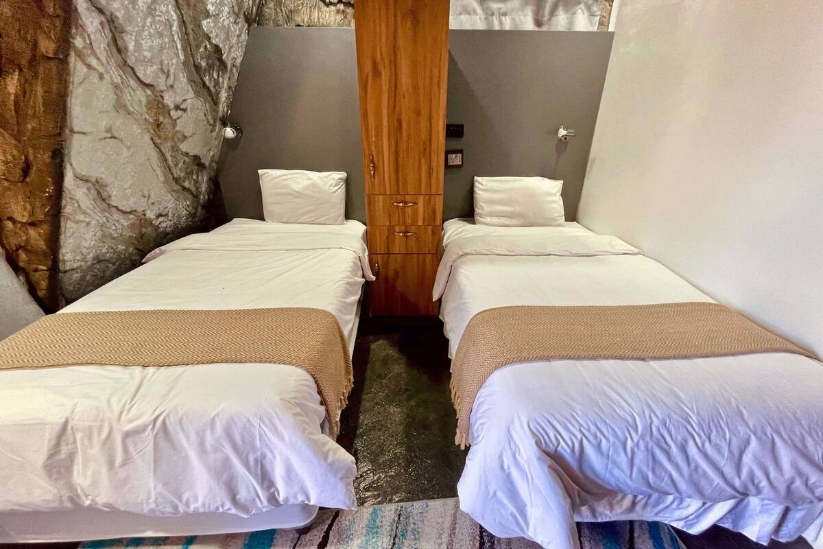 1 chambre, bureau, Wi-Fi gratuit, draps fournis