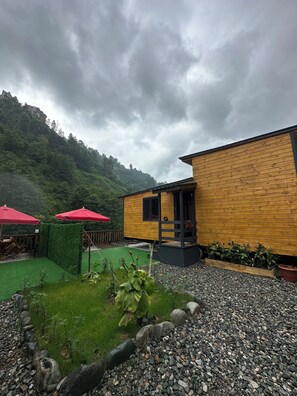 Exterior - NayonTinyHouse (Camlihemsin)