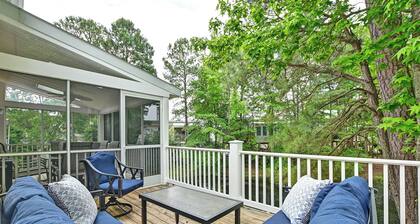 Cozy 3 Bedroom Cottage located in the Clearwater Community! Dog Friendly, Community Pool, Short Drive to the Beach!