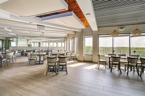 Apartment (2 Bedrooms) | Interior - Luxe Fort Pierce Beach Condo w/ Golf Views! (Fort Pierce)