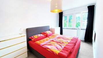 1 Schlafzimmer, schallisolierte Zimmer, Bügeleisen/Bügelbrett, WLAN