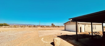 The perfect spot for family & friend! Best private getaway in Mohave Valley 🔆