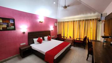 Deluxe Room | Free WiFi
