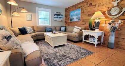 Clearwater Coastal Bungalow