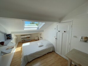 3 bedrooms, WiFi - Villa, Petit-piquey, 5min. à Pied de la Pointe aux Chevaux (Lège-Cap-Ferret)