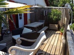 Outdoor dining - Villa, Petit-piquey, 5min. à Pied de la Pointe aux Chevaux (Lège-Cap-Ferret)