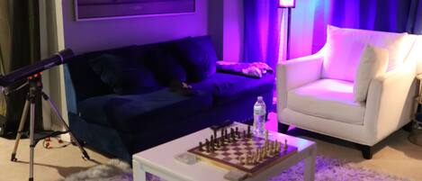 Smart TV, fireplace, computer monitors, printers