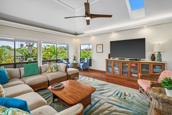 House, 4 Bedrooms | Living area