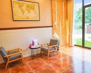 Interior - Yuanshan Hostel (Deqing)