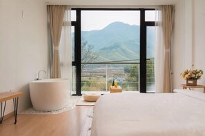 Room - Yuanshan Hostel (Deqing)