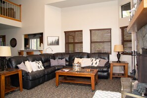 Maison Signature, 2 chambres, cheminée | Salle de séjour