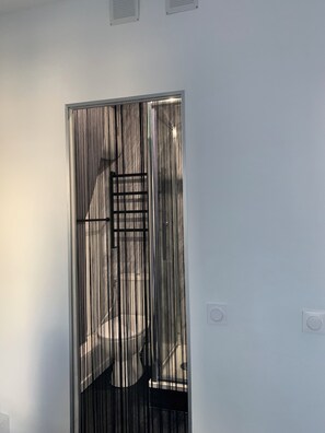 Handtücher, Seife, Toilettenpapier