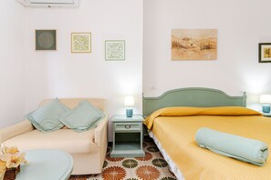 WiFi, bed sheets - Triple in B&B Stars - Close to the Sea and Absolute Relaxation (Sangineto)