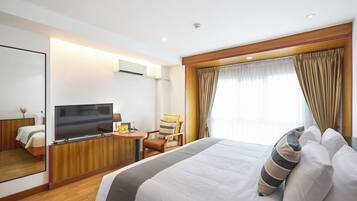 1 bedroom, premium bedding, individually decorated, desk