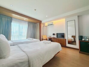 Superior Twin Room | Premium bedding, individually decorated, desk, laptop workspace - Cozy Don Mueang Hotel (Bangkok)